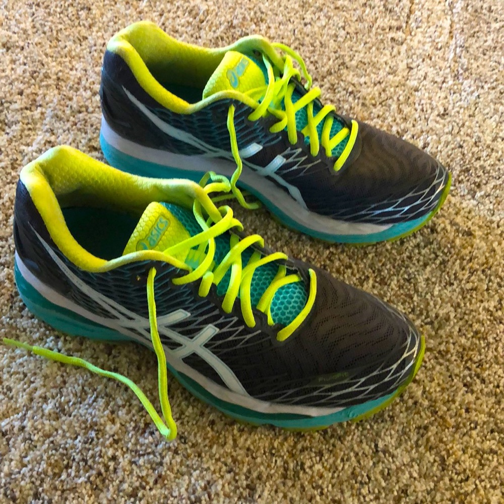Asics Sneakers
